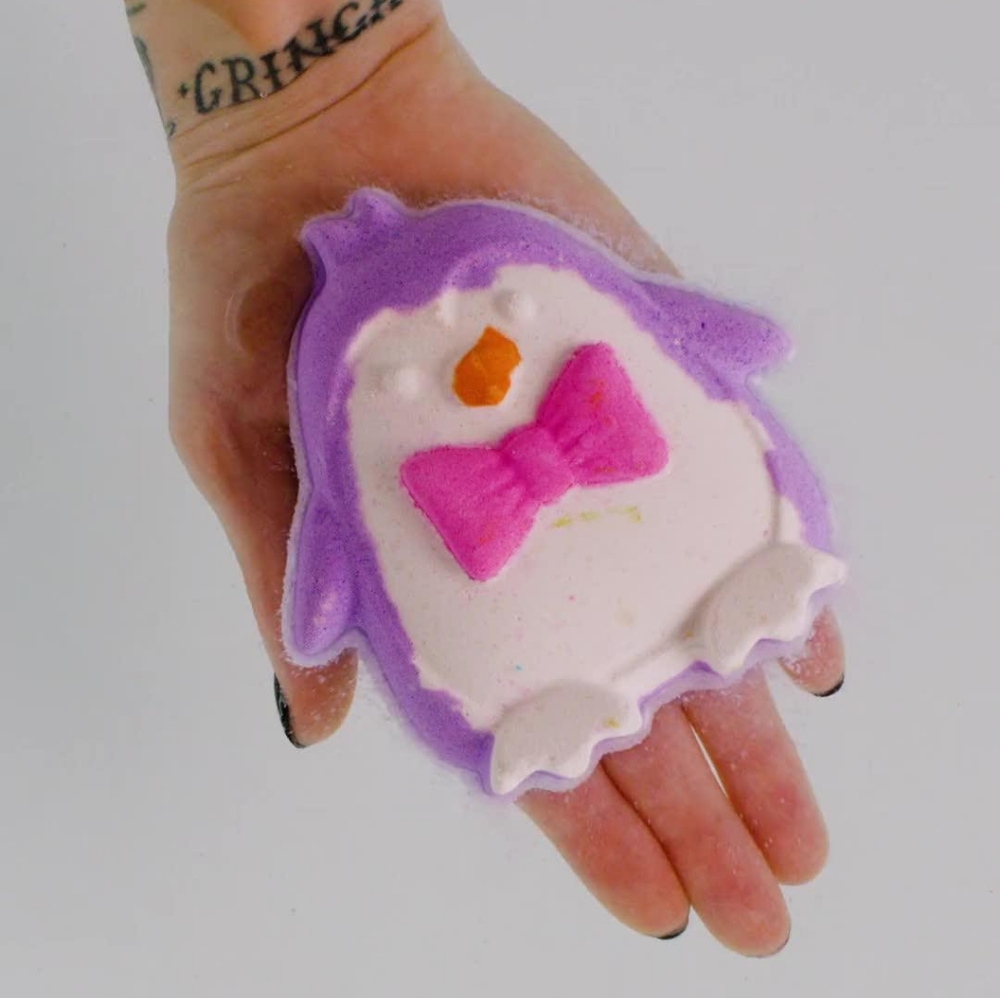 Lush Cosmetics Penguin Bath Bomb